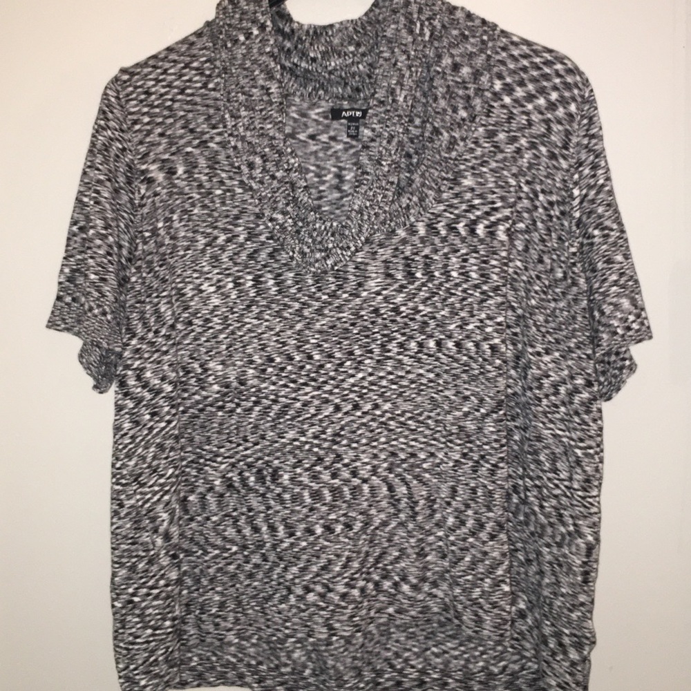 AMAZING COMFORTABLE SWEATER